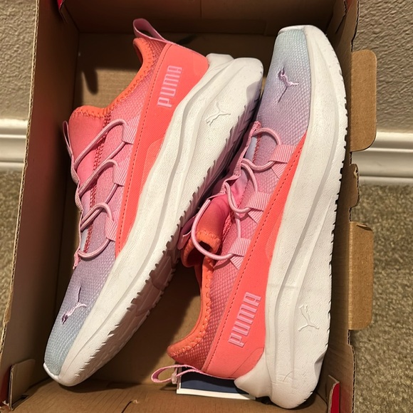 KIDS NWT Puma - Picture 1 of 3